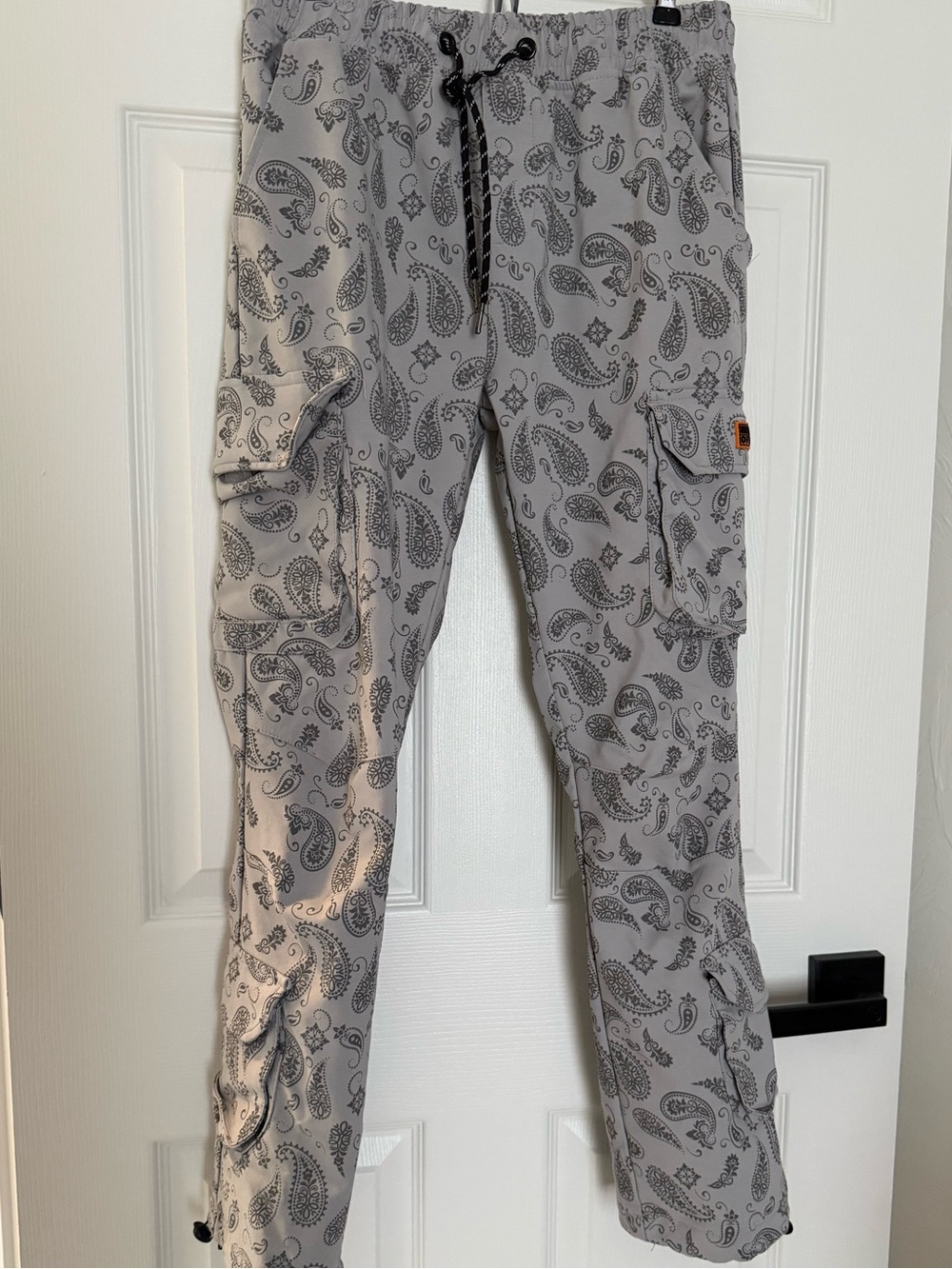 Men's RGSTR Gray Paisley Cargo Pants - Drawstring Waist - M